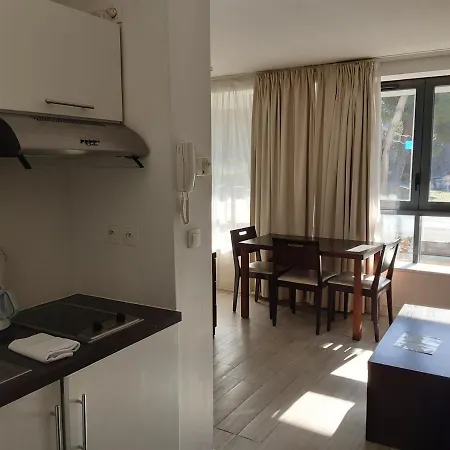 Hotel Services Calypso Calanques 3*