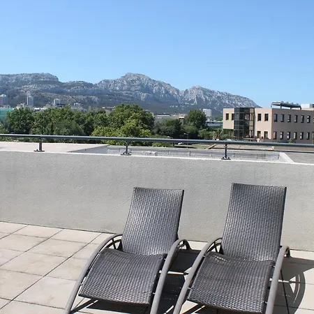 Services Calypso Calanques 3*