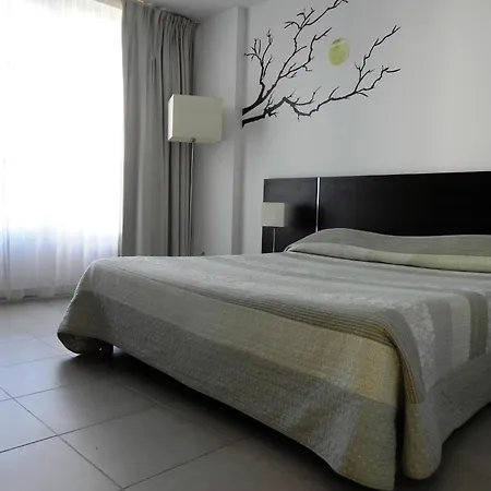 Services Calypso Calanques 3* Marsella